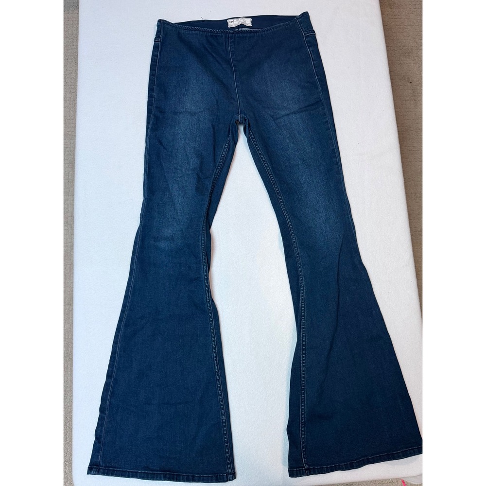 Free People Penny Pull On Flare Jeans Dark Wash Blue Bell Bottoms W29 OB542650